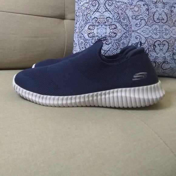 Skechers Elite Flex Wasik slip-on shoes navy blue NWOT - Picture 2 of 11